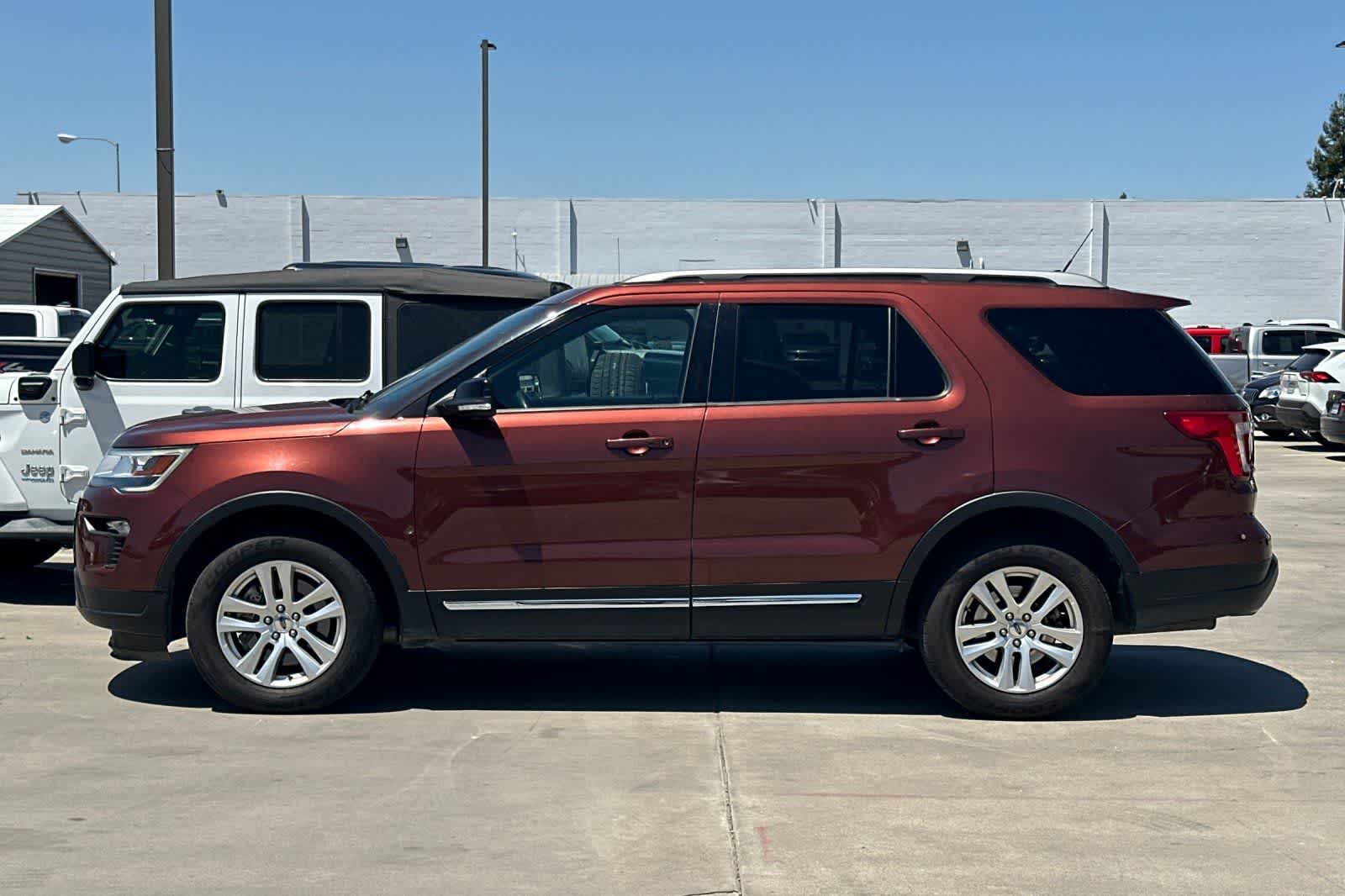Thumbnail: 2018 Ford Explorer - 6