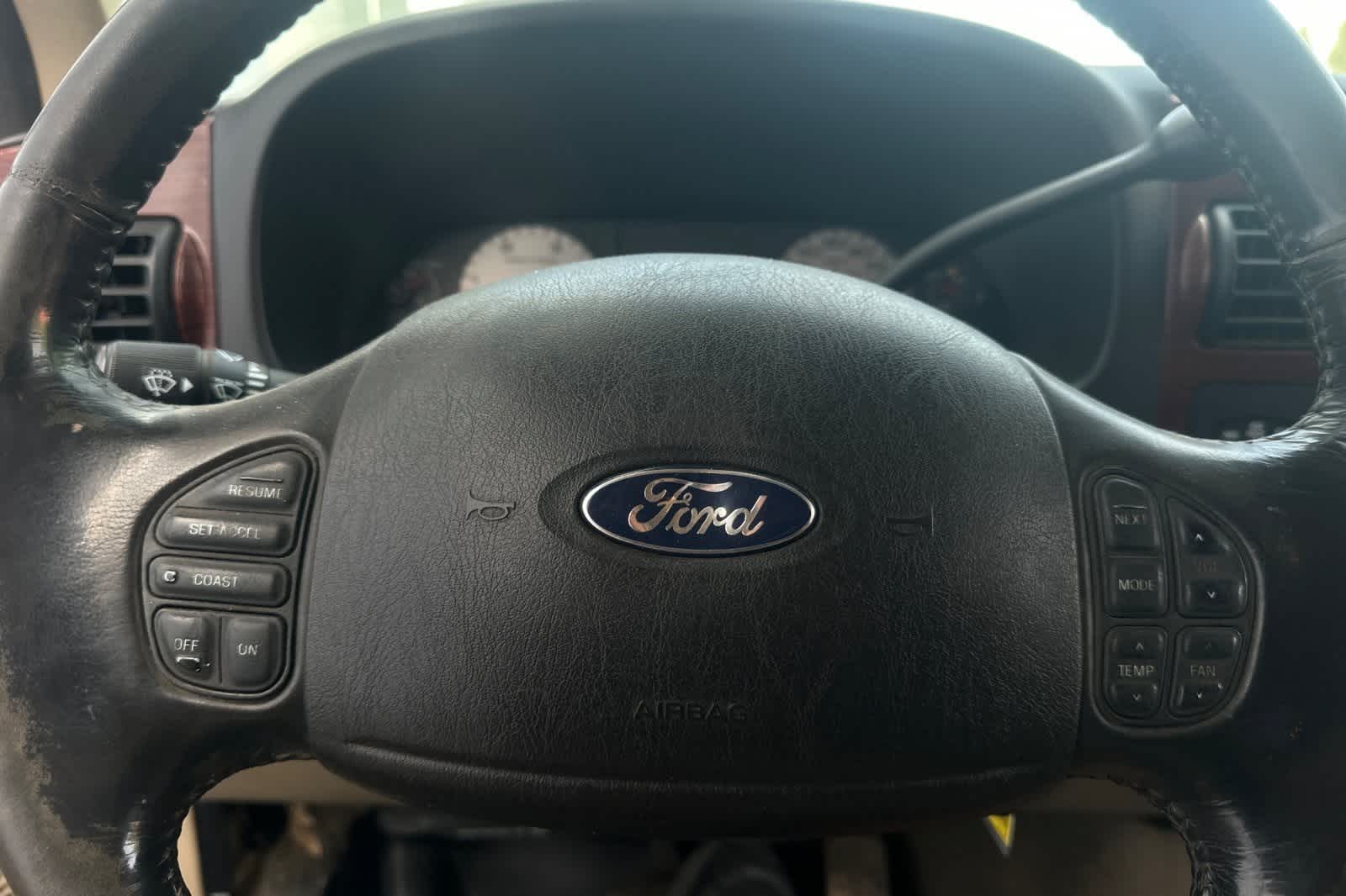 Thumbnail: 2005 Ford F-250 - 25