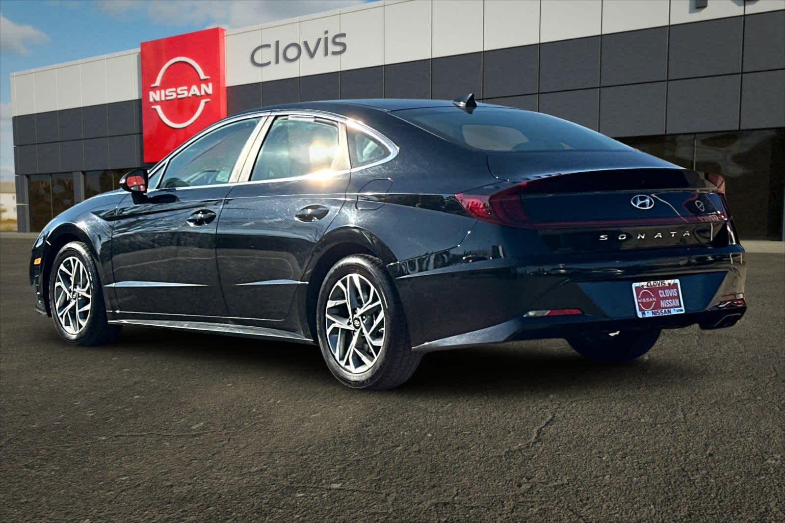 Thumbnail: 2023 Hyundai Sonata - 7