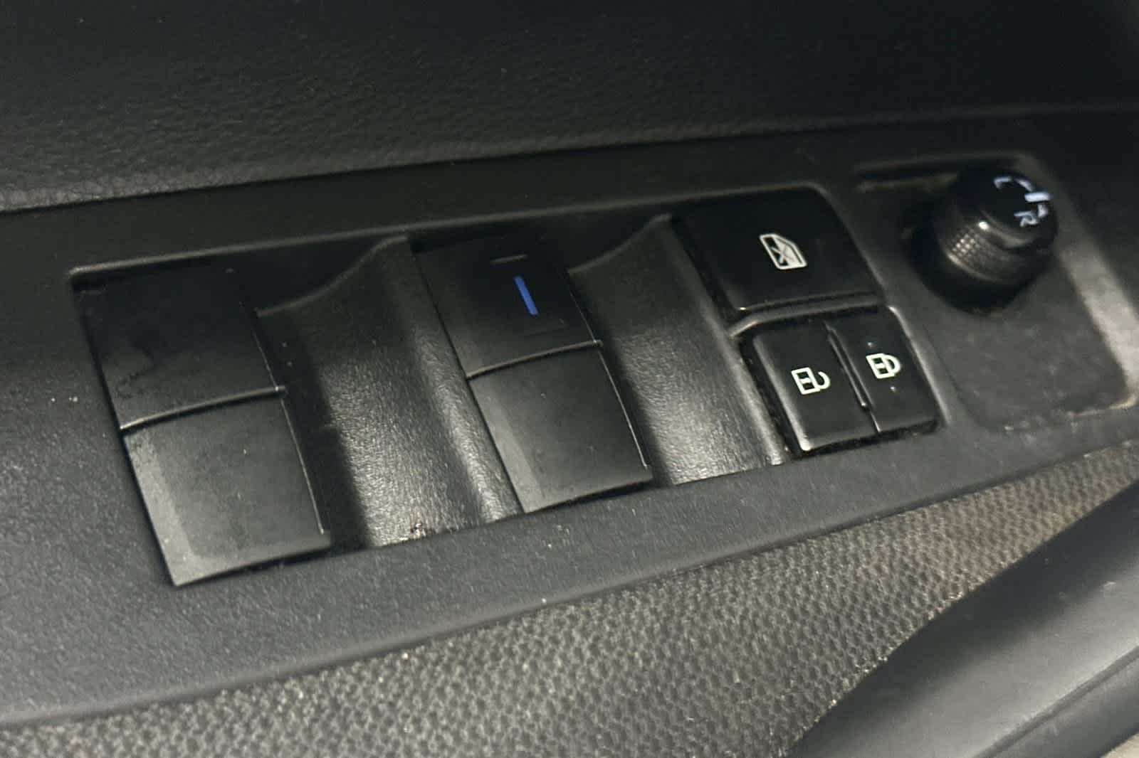 Thumbnail: 2020 Toyota Corolla - 16