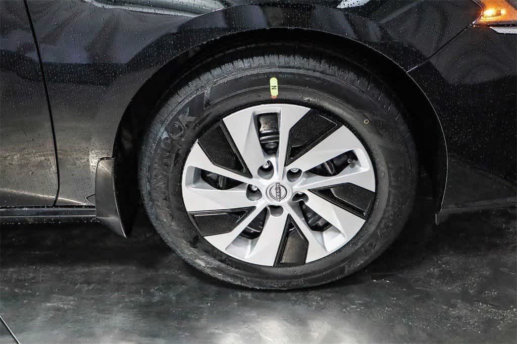 Thumbnail: 2025 Nissan Altima - 14