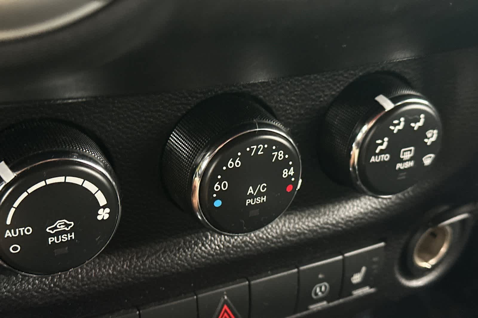 Thumbnail: 2016 Jeep Wrangler - 22