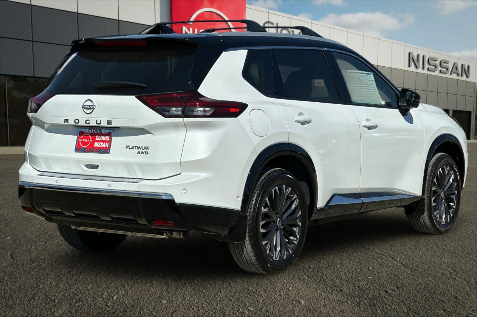 Thumbnail: 2026 Nissan Rogue - 3