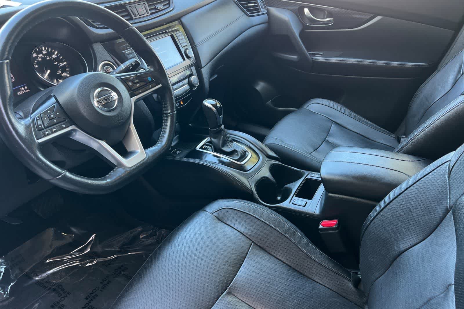 Thumbnail: 2020 Nissan Rogue - 12