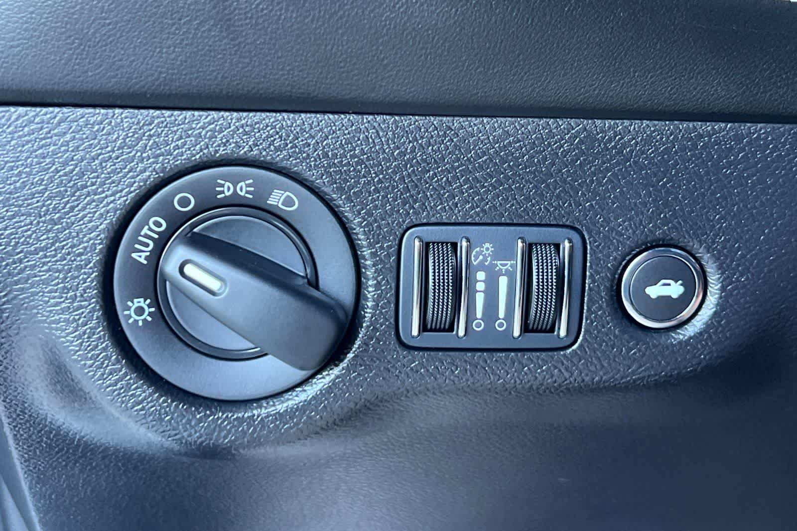 Thumbnail: 2023 Dodge Challenger - 32