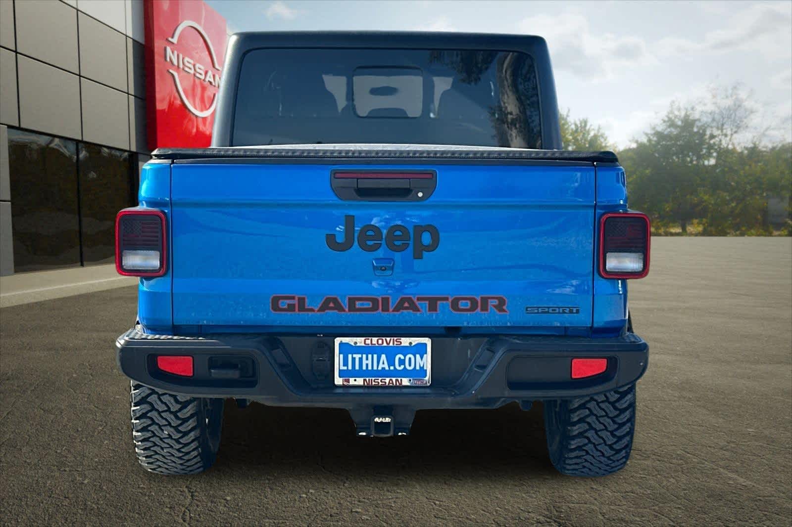 Thumbnail: 2021 Jeep Gladiator - 8