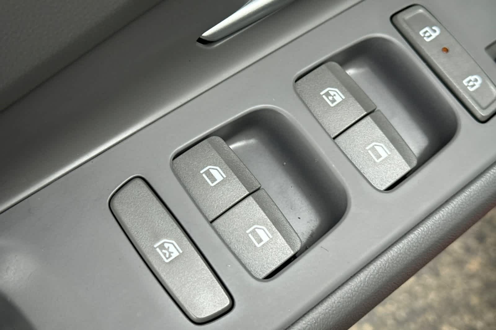 Thumbnail: 2024 Hyundai Elantra - 14