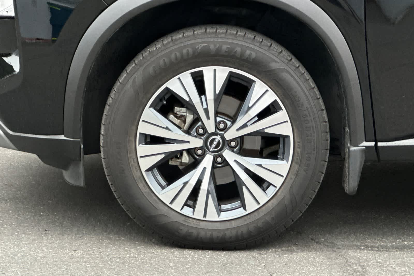 Thumbnail: 2023 Nissan Rogue - 35