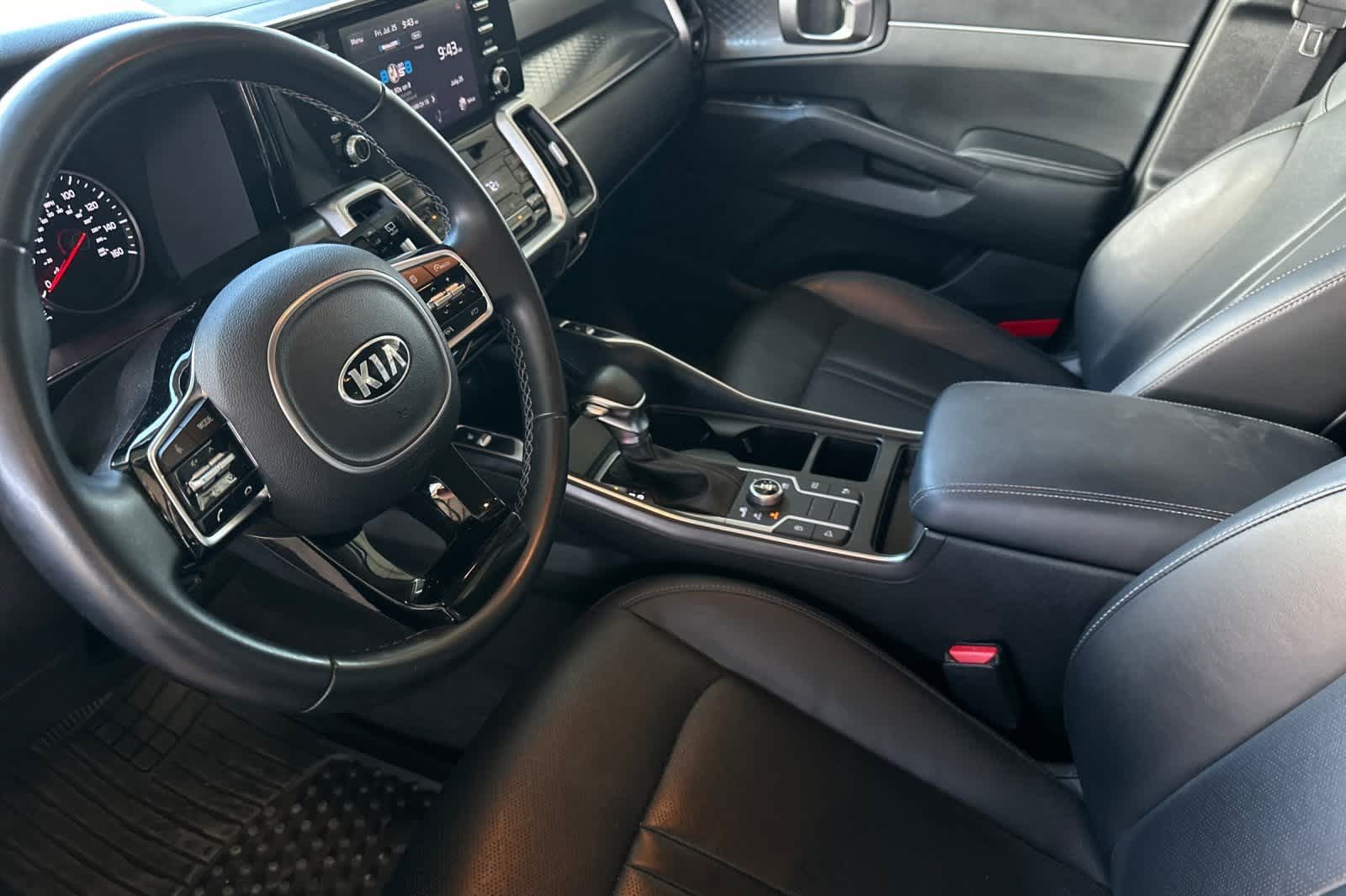 Thumbnail: 2021 Kia Sorento - 14