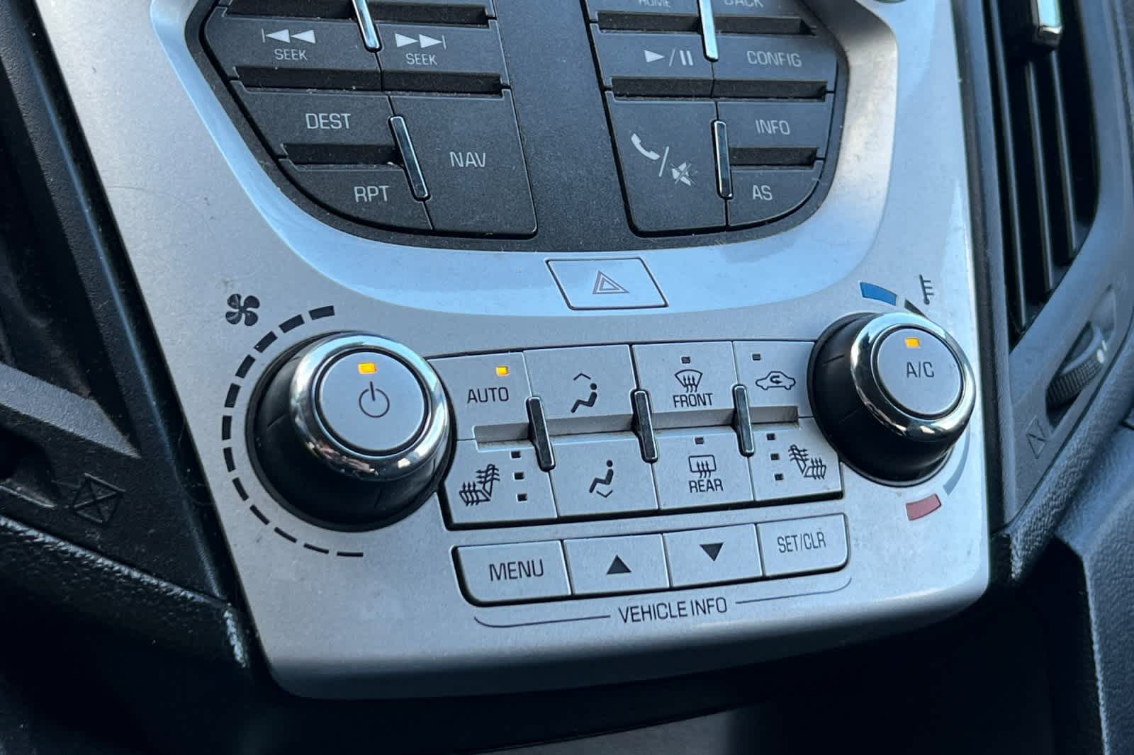 Thumbnail: 2016 Chevrolet Equinox - 21