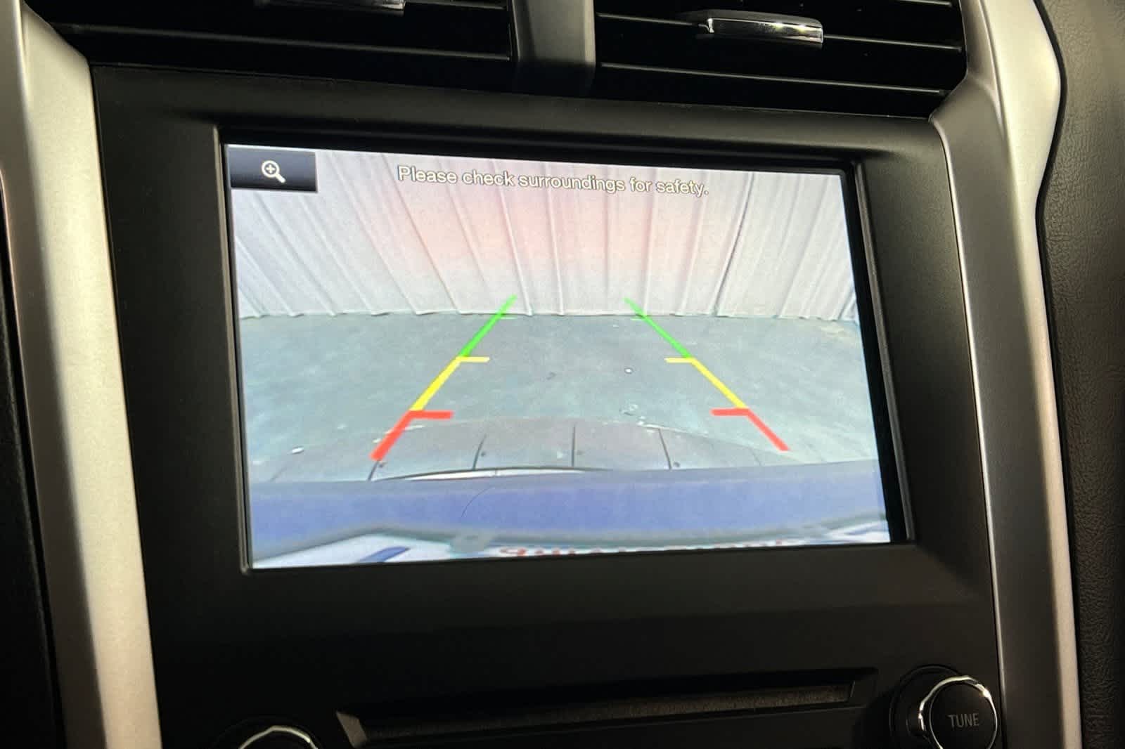 Thumbnail: 2016 Ford Fusion - 20