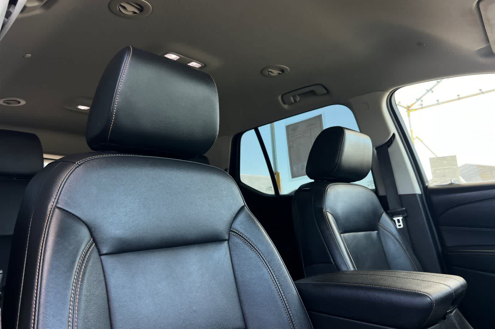 Thumbnail: 2020 Chevrolet Traverse - 20