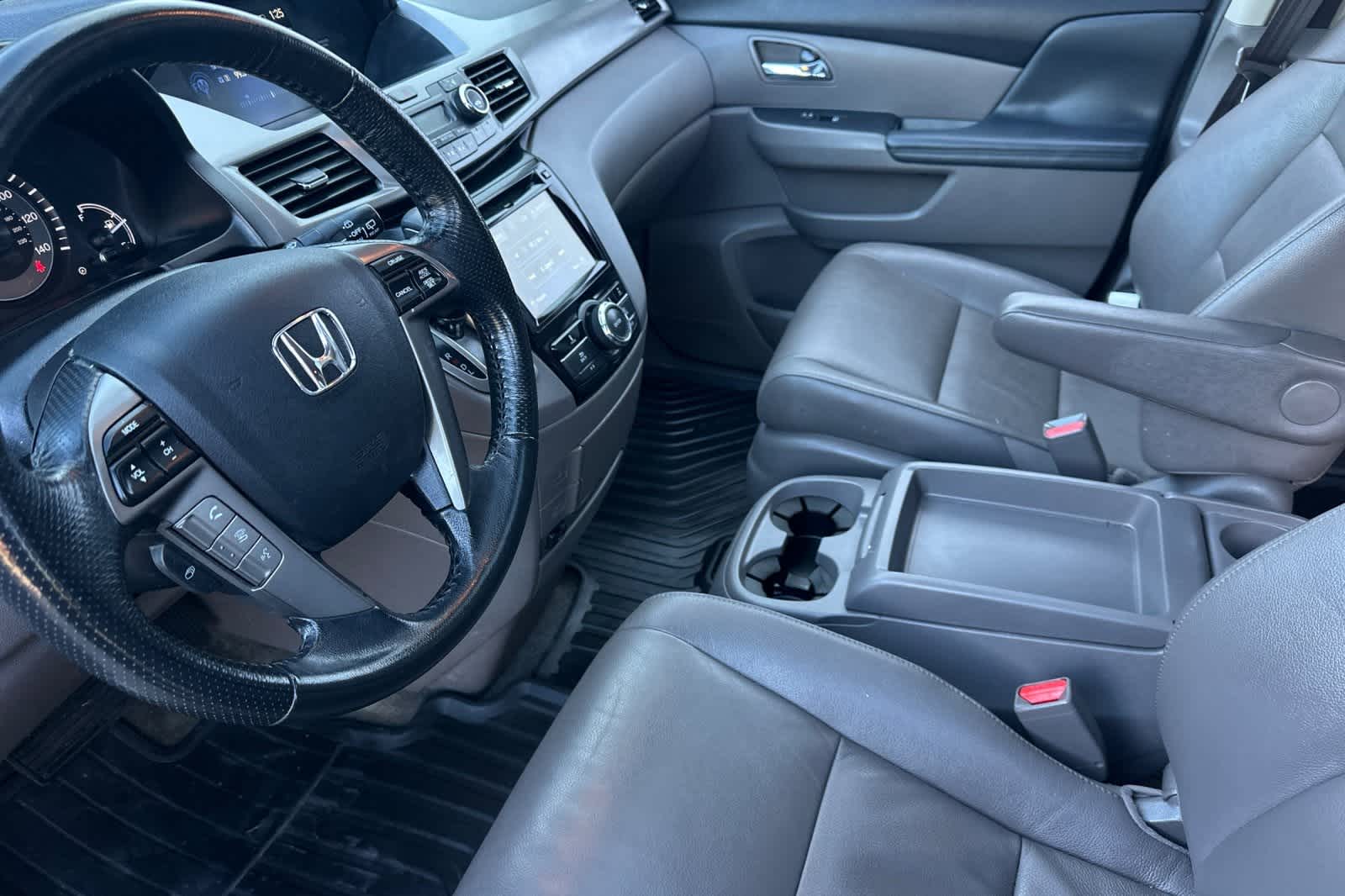 Thumbnail: 2015 Honda Odyssey - 12