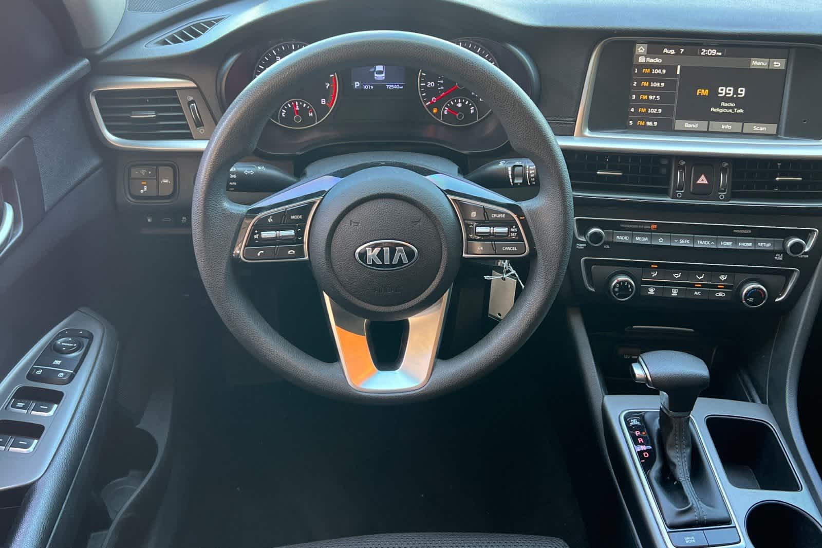 Thumbnail: 2019 Kia Optima - 17