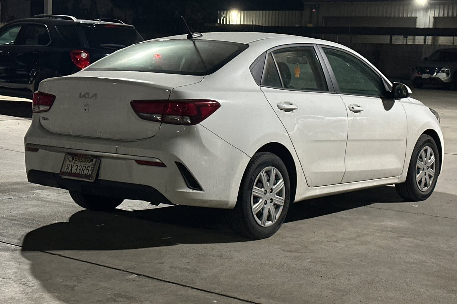 Thumbnail: 2023 Kia Rio - 3