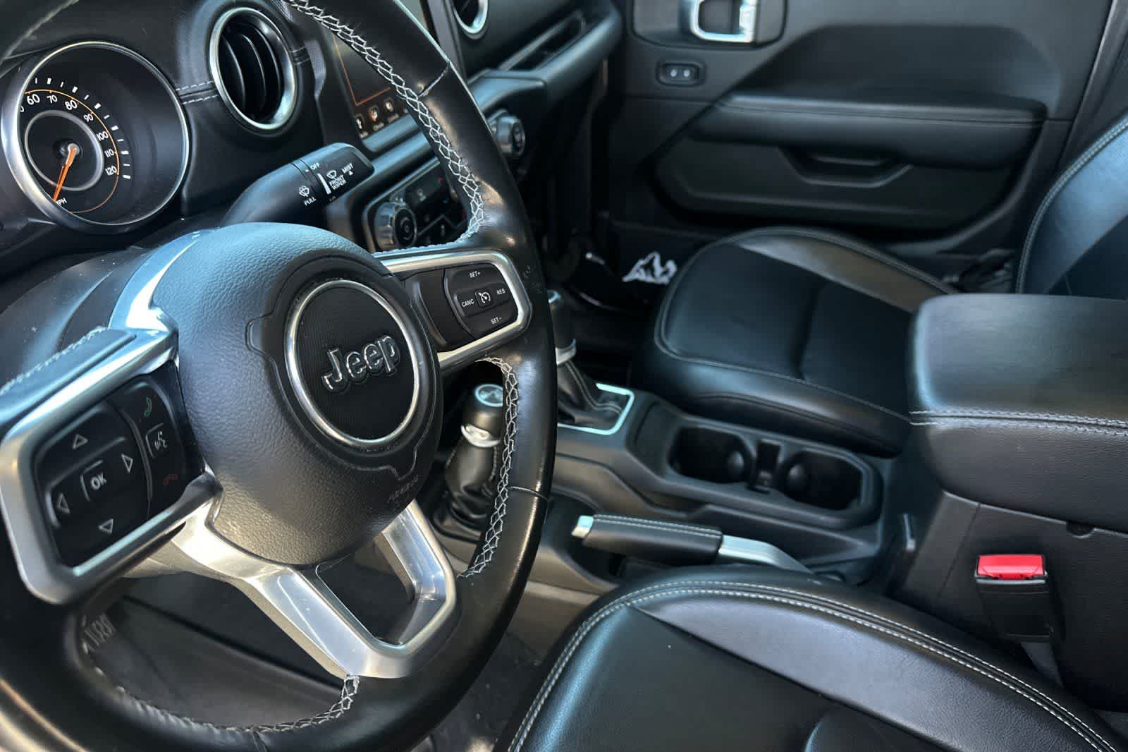 Thumbnail: 2022 Jeep Gladiator - 14