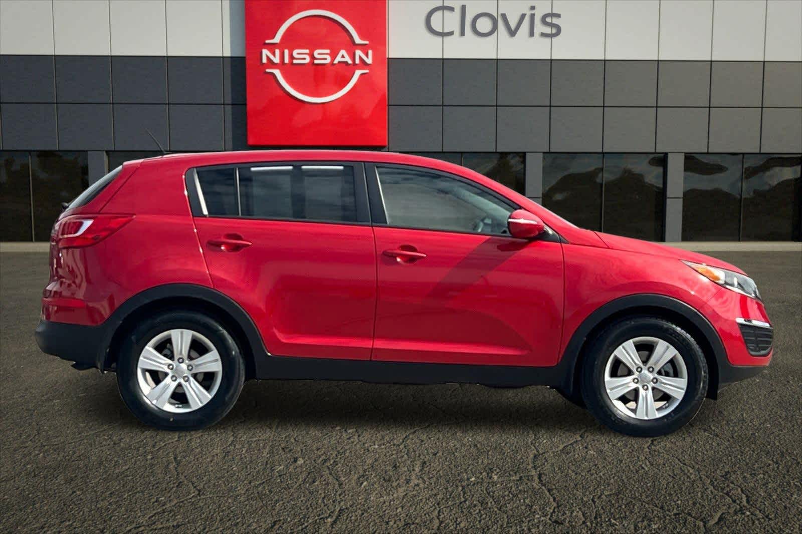 Thumbnail: 2013 Kia Sportage - 9