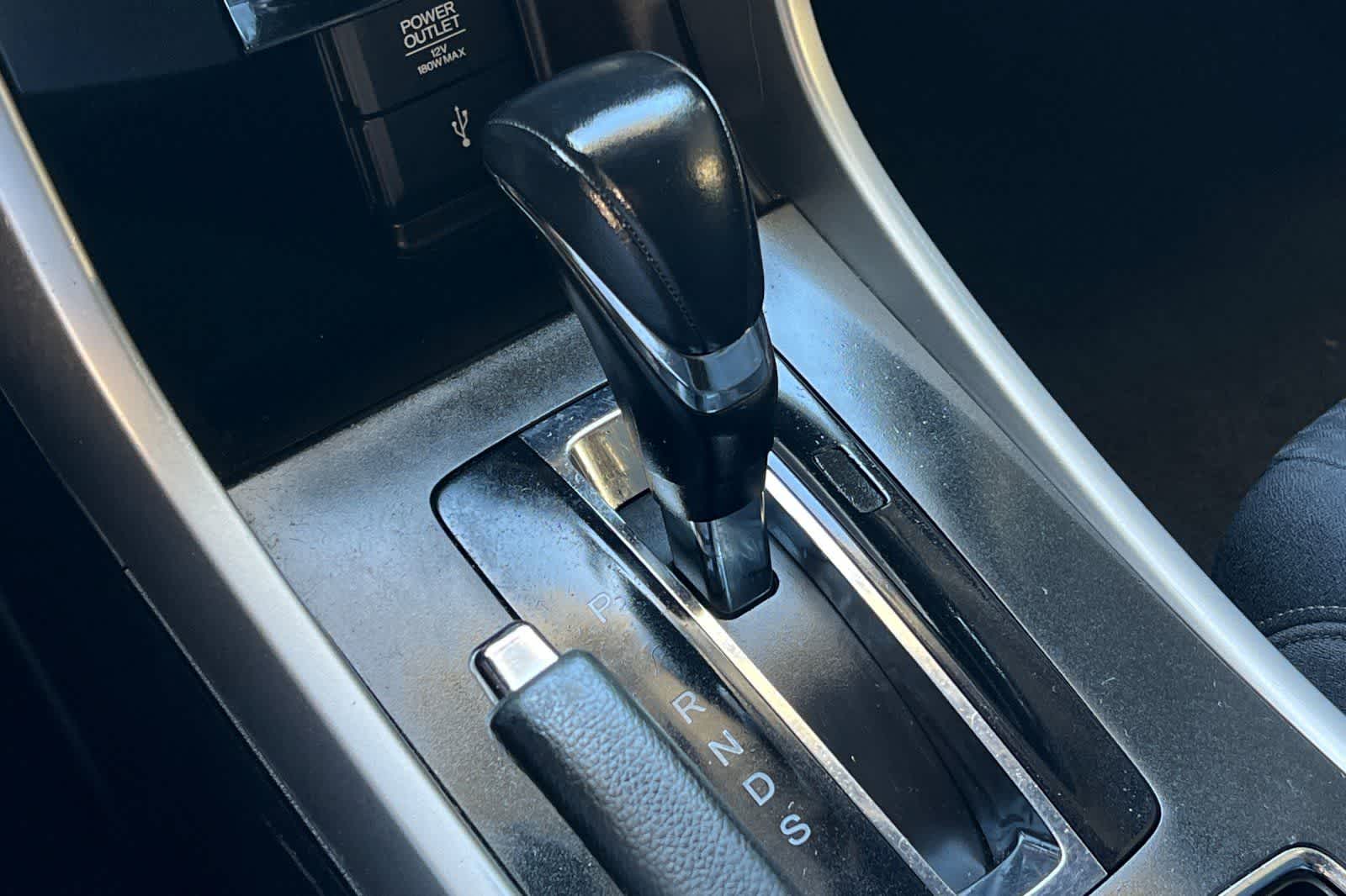 Thumbnail: 2013 Honda Accord - 25