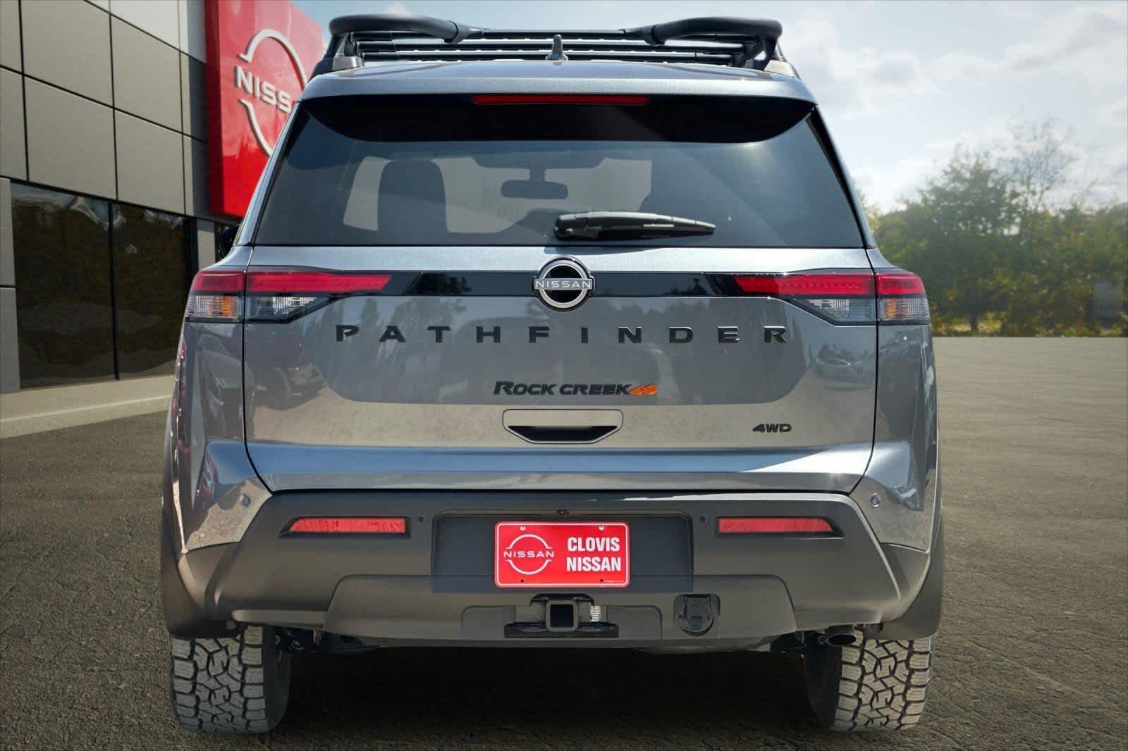 Thumbnail: 2025 Nissan Pathfinder - 8