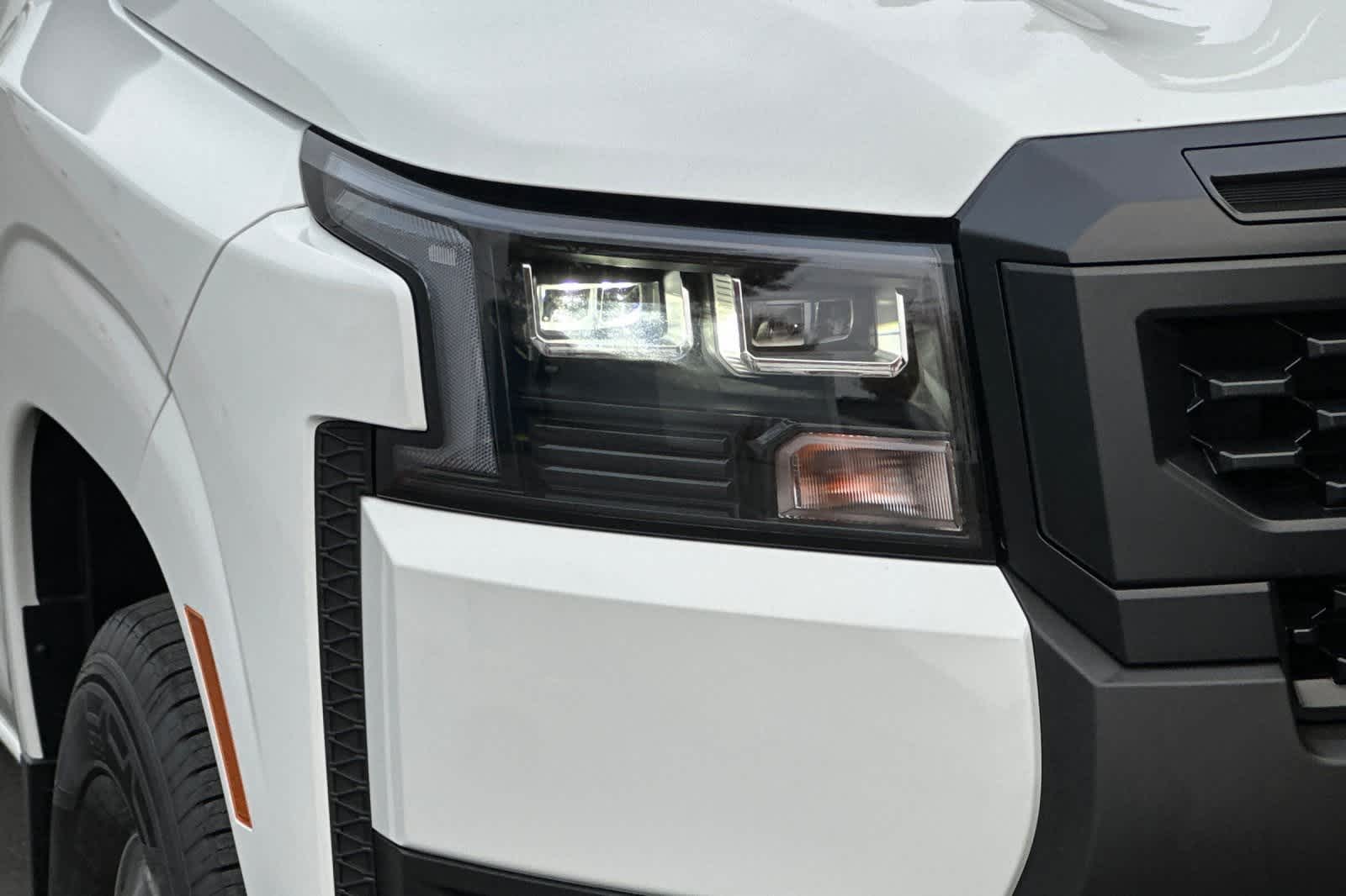 Thumbnail: 2026 Nissan Frontier - 24