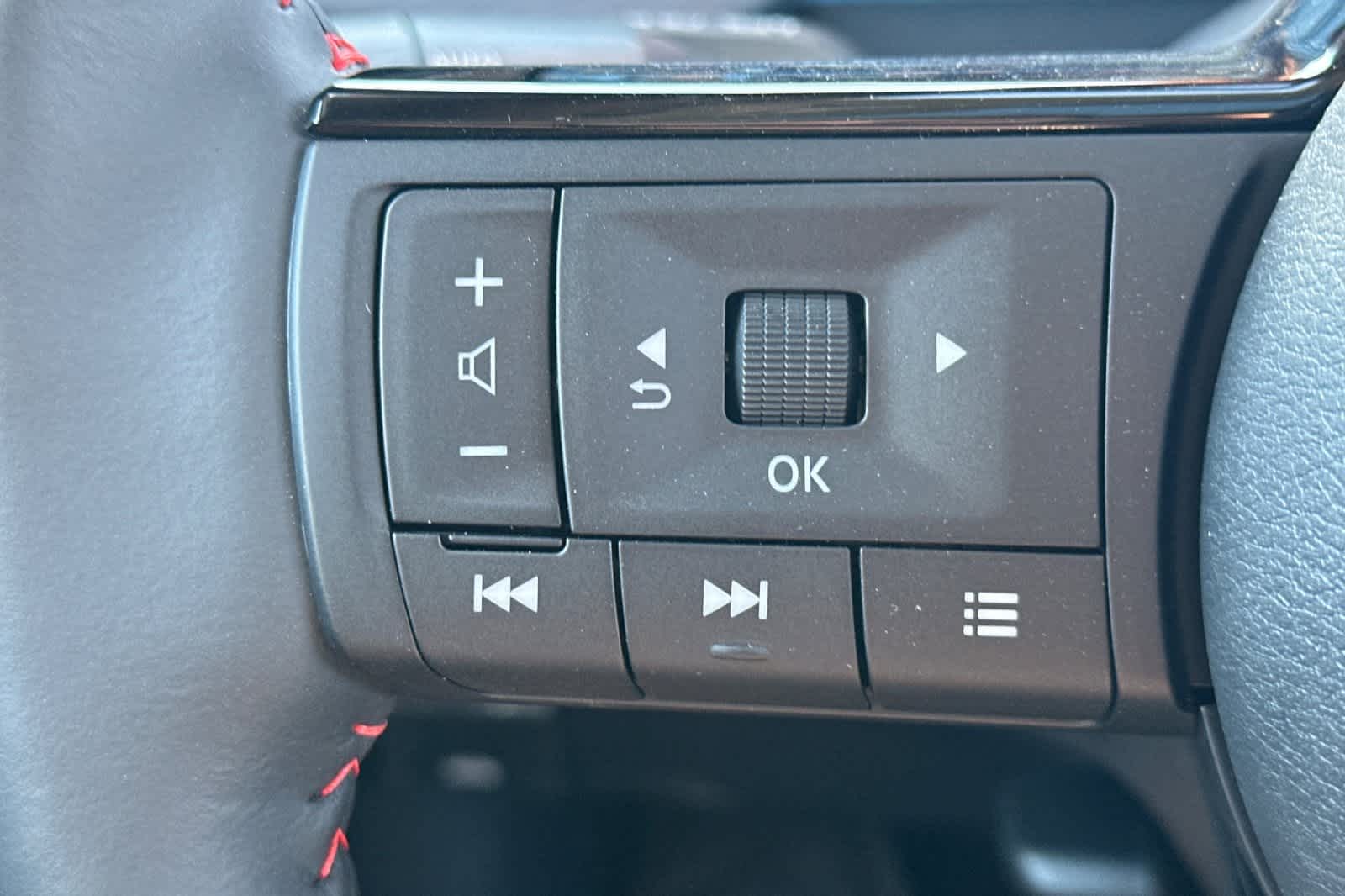 Thumbnail: 2026 Nissan Kicks - 29