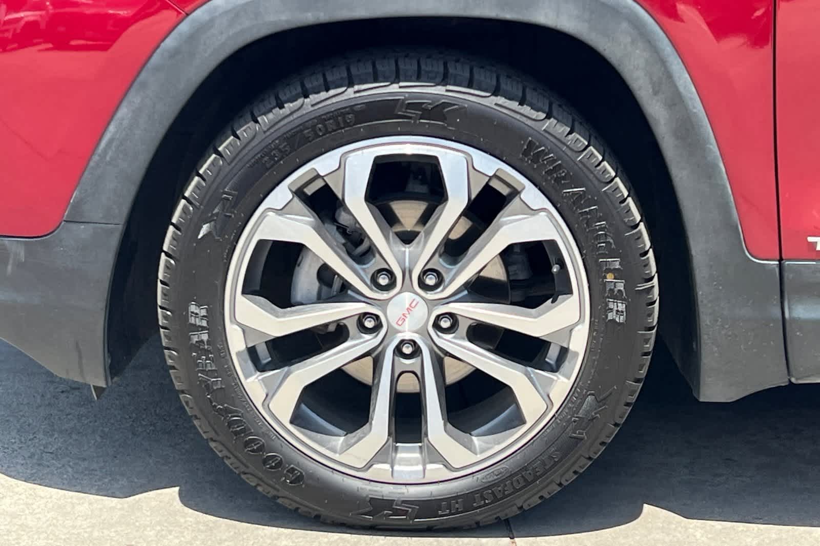Thumbnail: 2019 GMC Terrain - 12