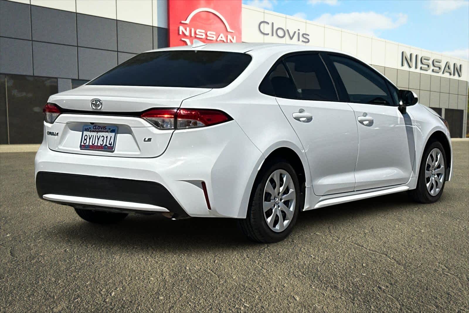 Thumbnail: 2022 Toyota Corolla - 3