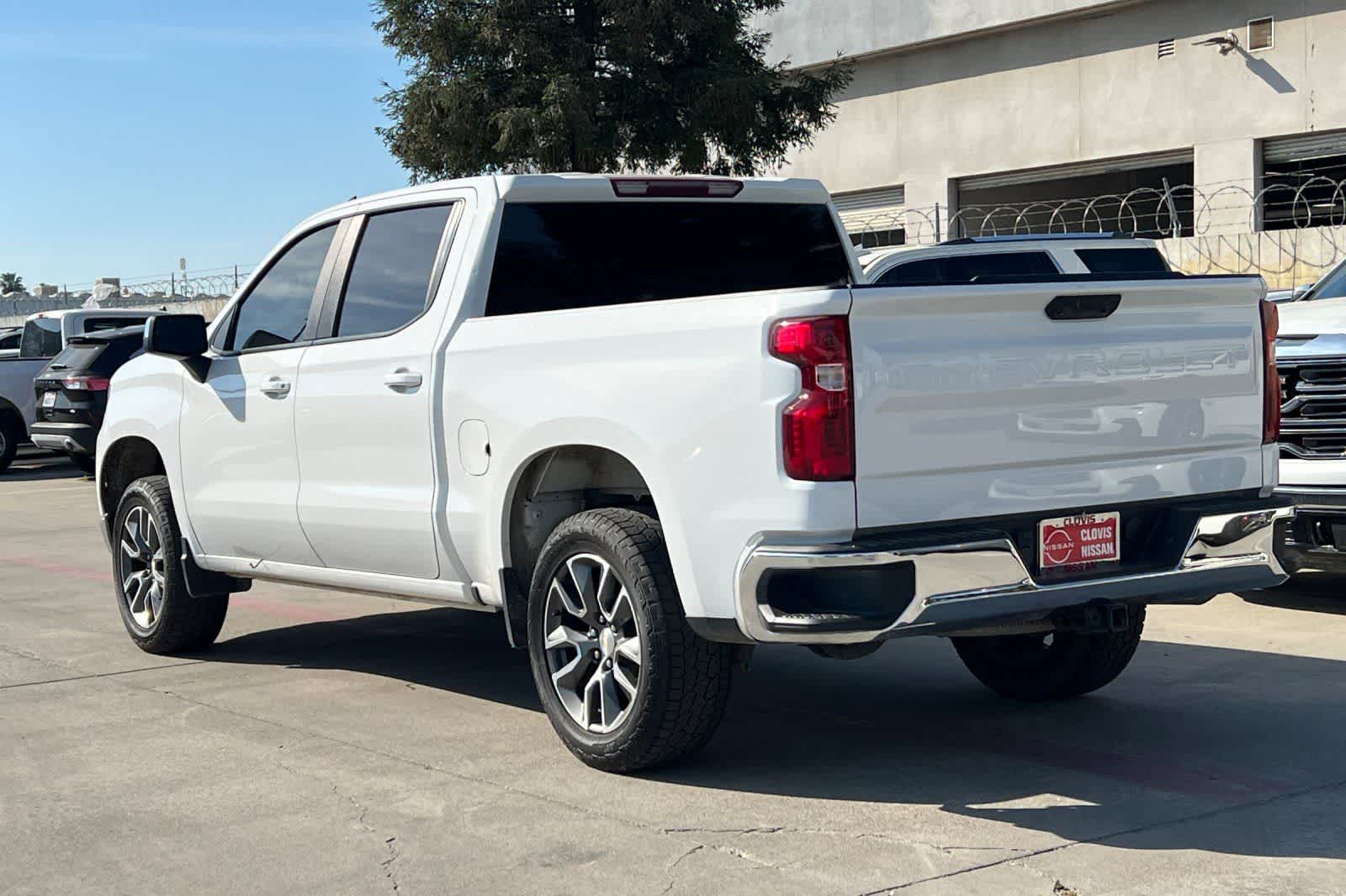 Thumbnail: 2022 Chevrolet Silverado 1500 - 7