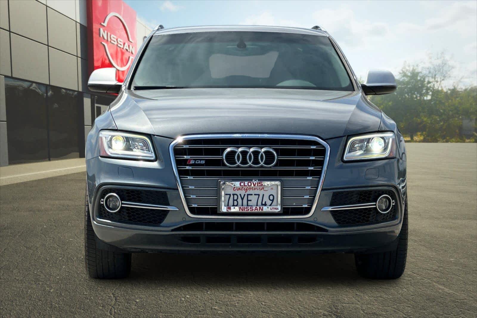 Thumbnail: 2014 Audi SQ5 - 11