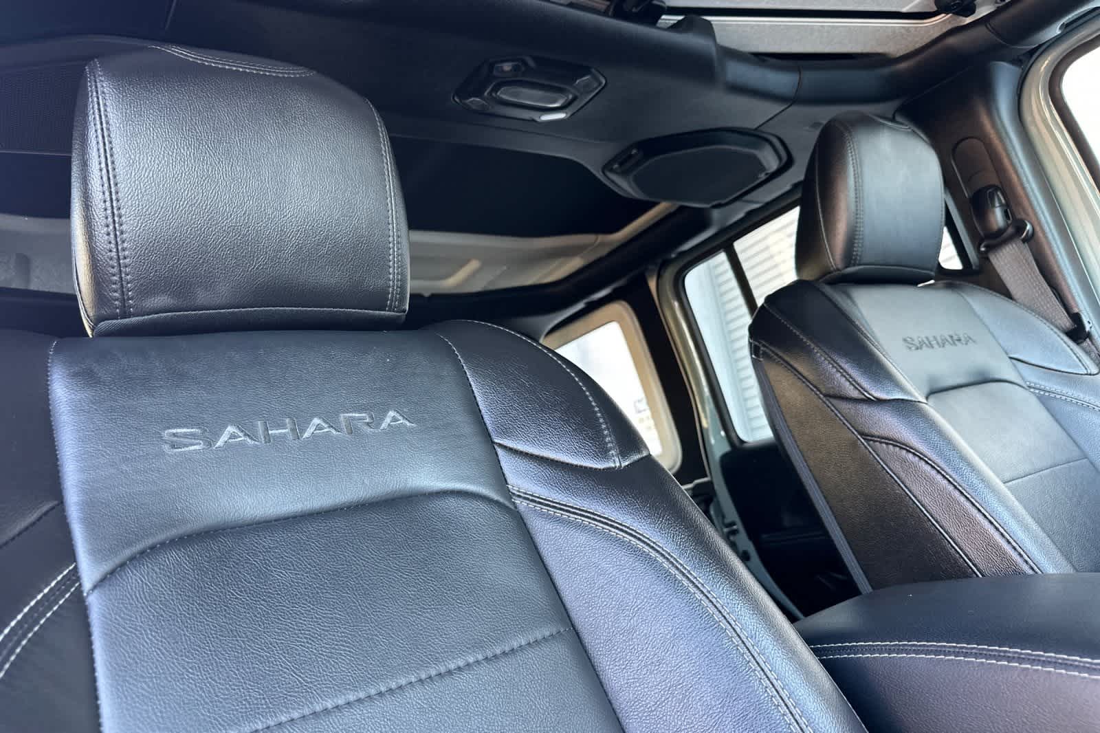 Thumbnail: 2023 Jeep Wrangler - 19