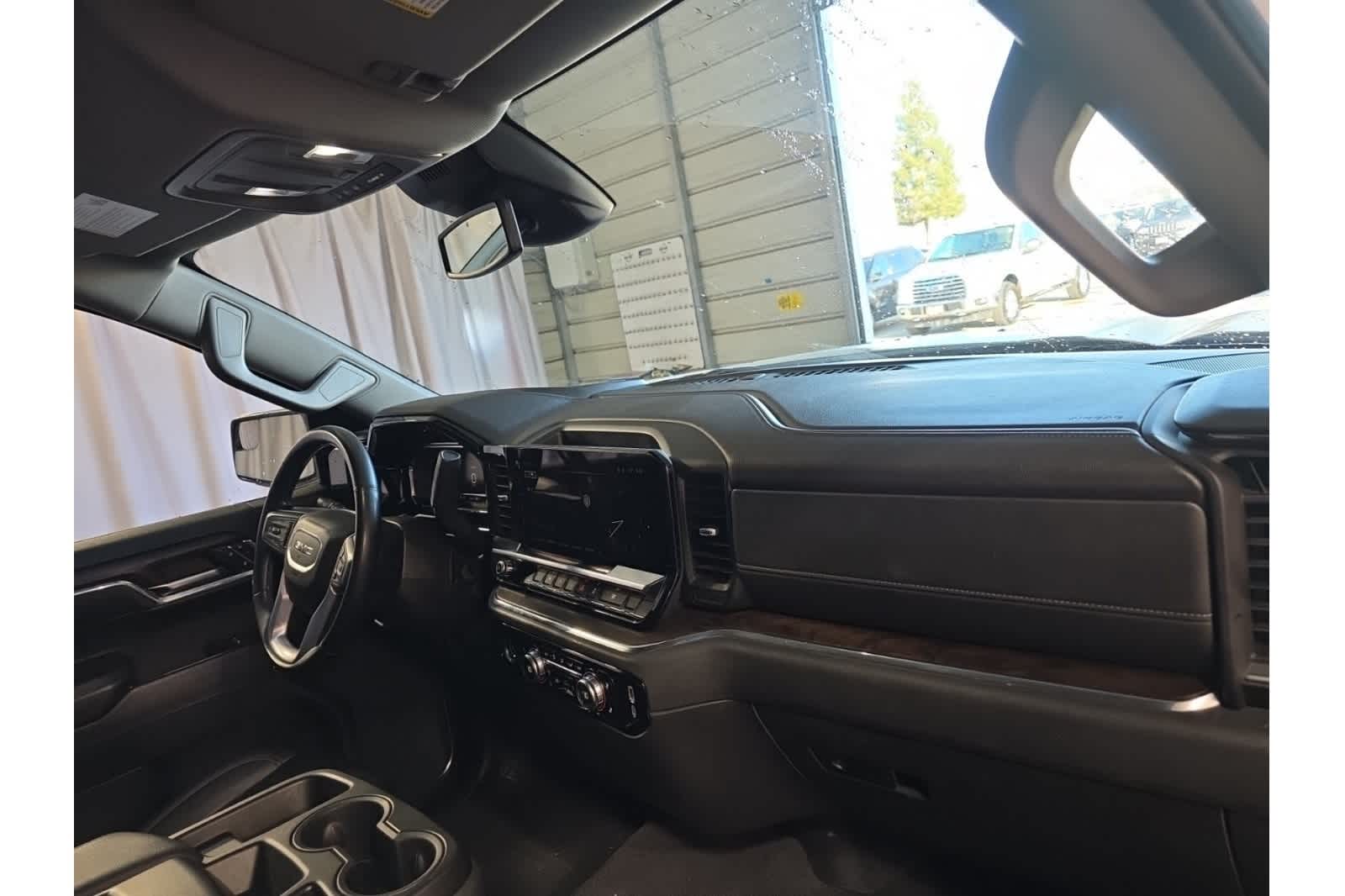 Thumbnail: 2024 GMC Sierra 1500 - 11