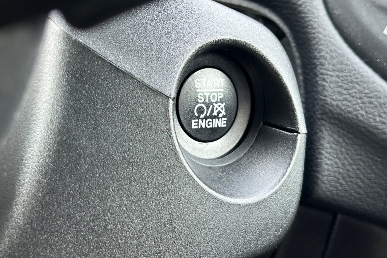 Thumbnail: 2020 Jeep Compass - 24