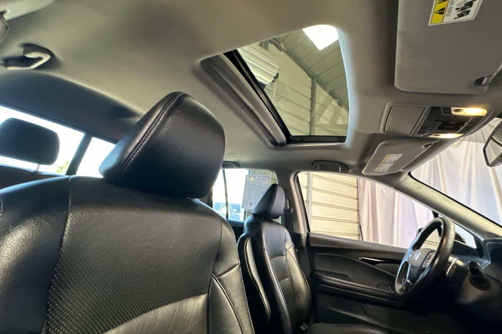 Thumbnail: 2020 Honda Ridgeline - 18