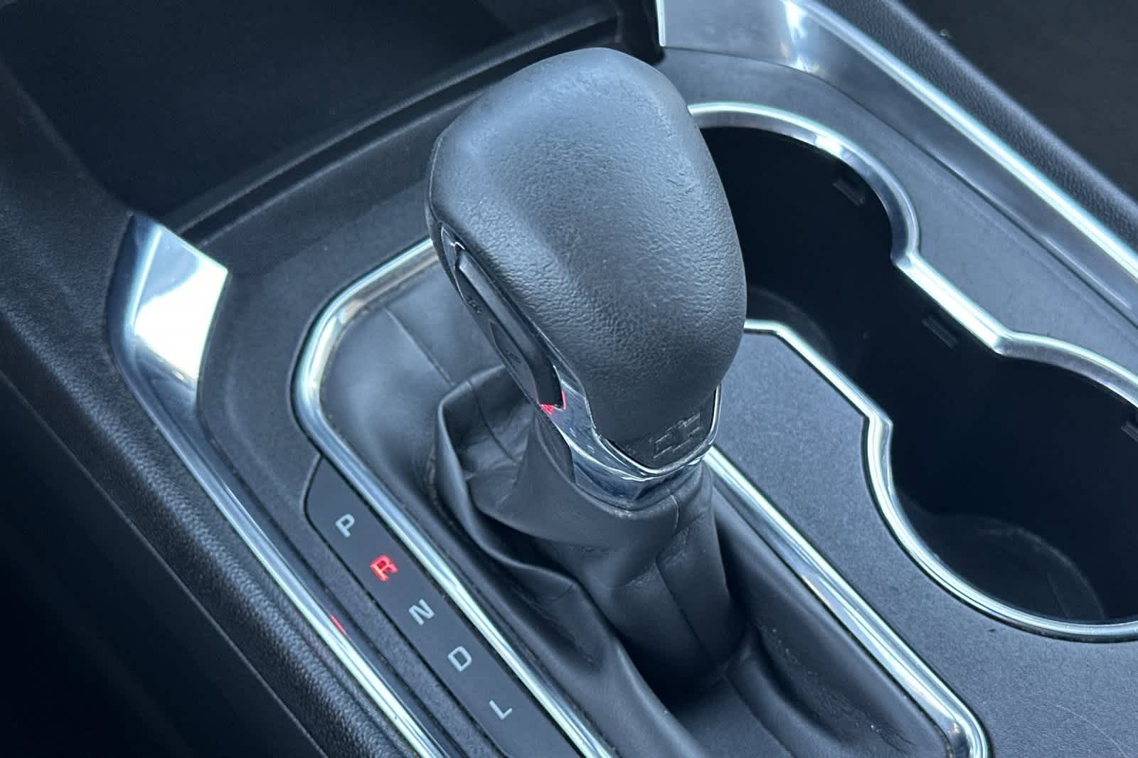 Thumbnail: 2023 Chevrolet Traverse - 25