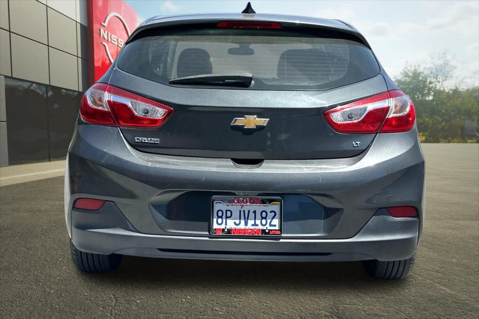 Thumbnail: 2017 Chevrolet Cruze - 8