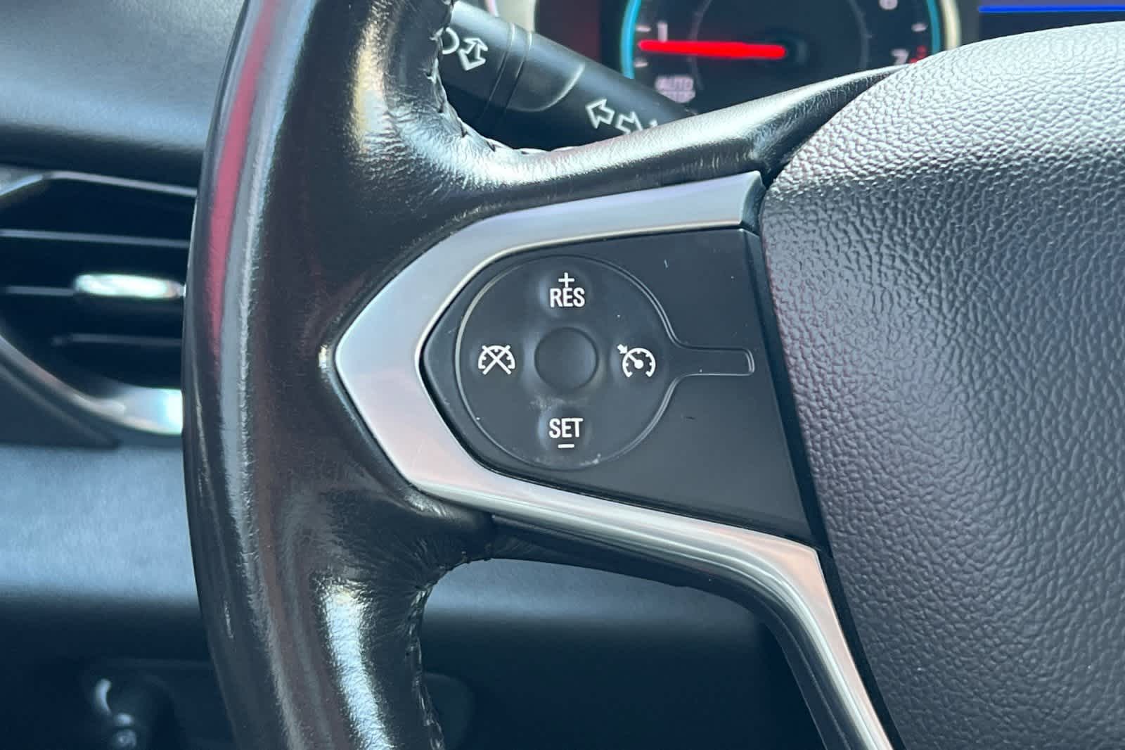 Thumbnail: 2020 Chevrolet Traverse - 31