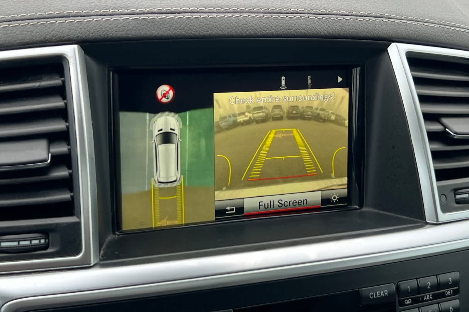 Thumbnail: 2016 Mercedes-Benz GL-Class - 26