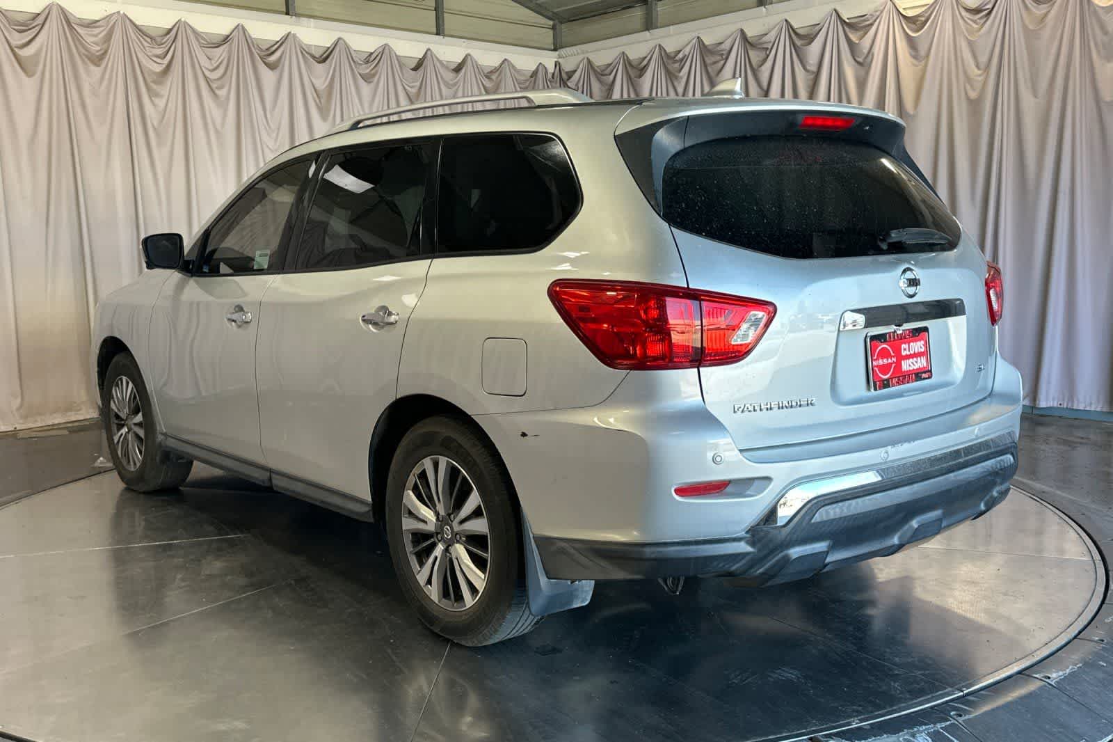 Thumbnail: 2020 Nissan Pathfinder - 7