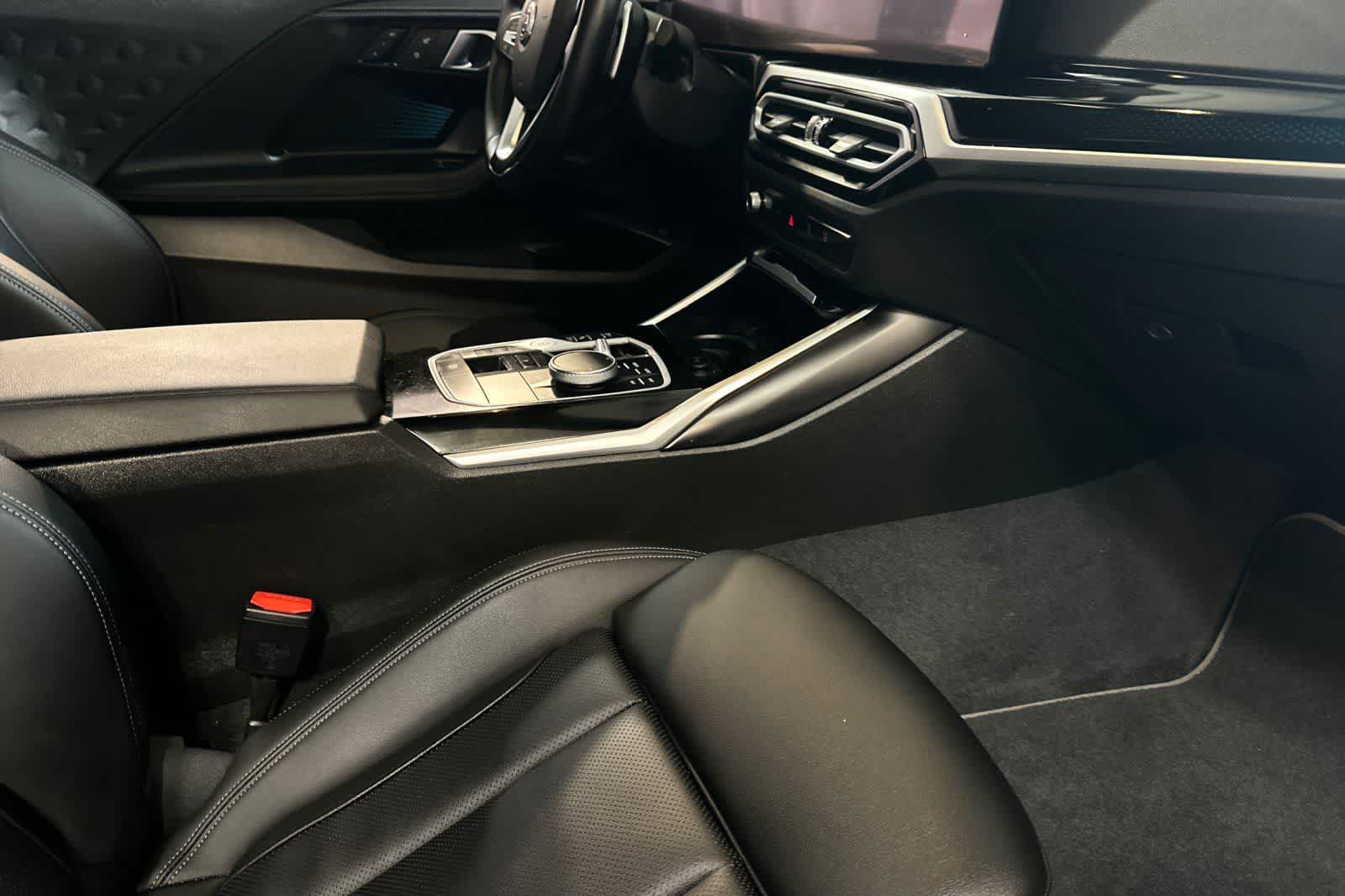 Thumbnail: 2024 BMW 2 Series - 17