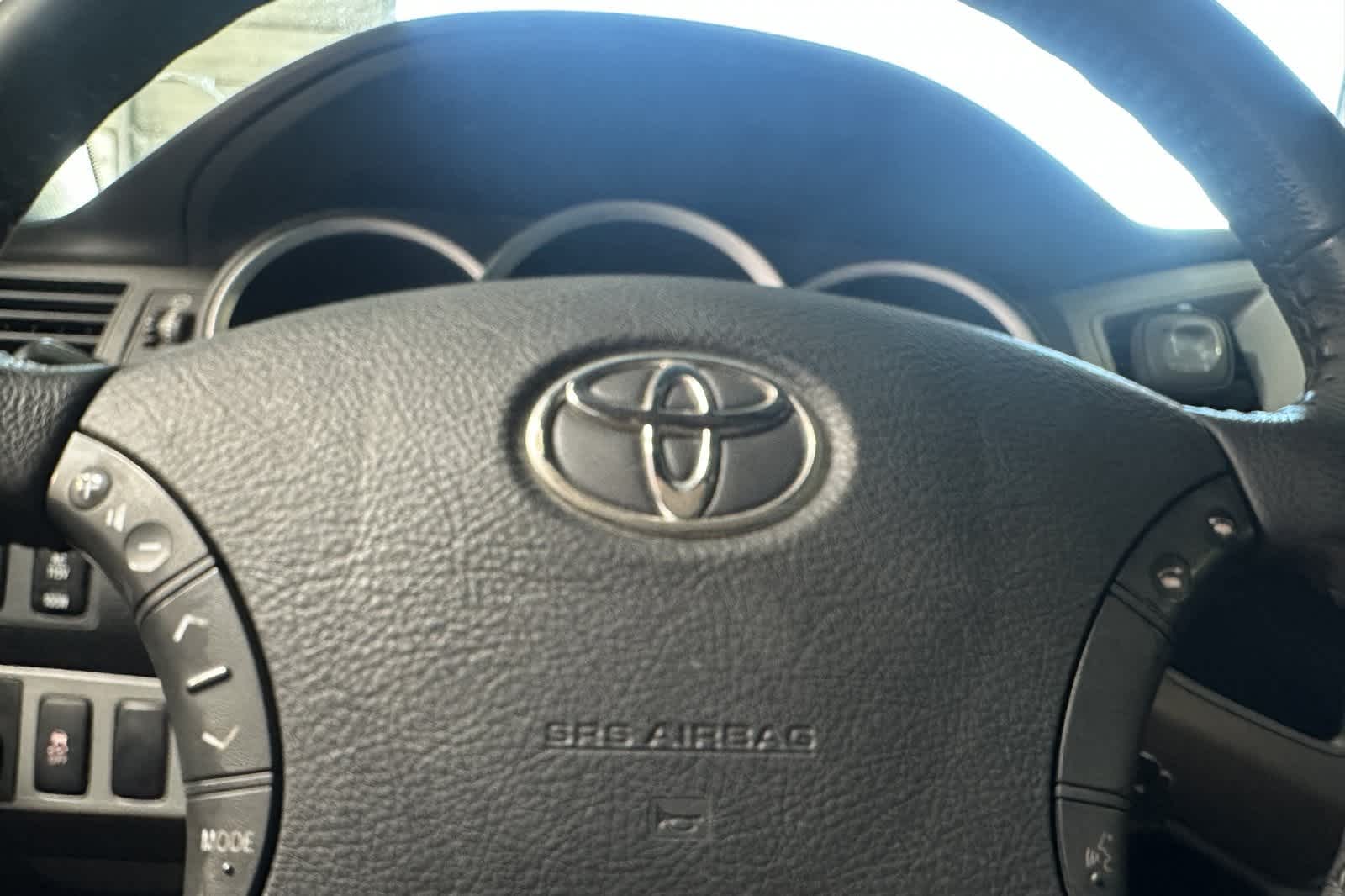 Thumbnail: 2011 Toyota Tacoma - 22