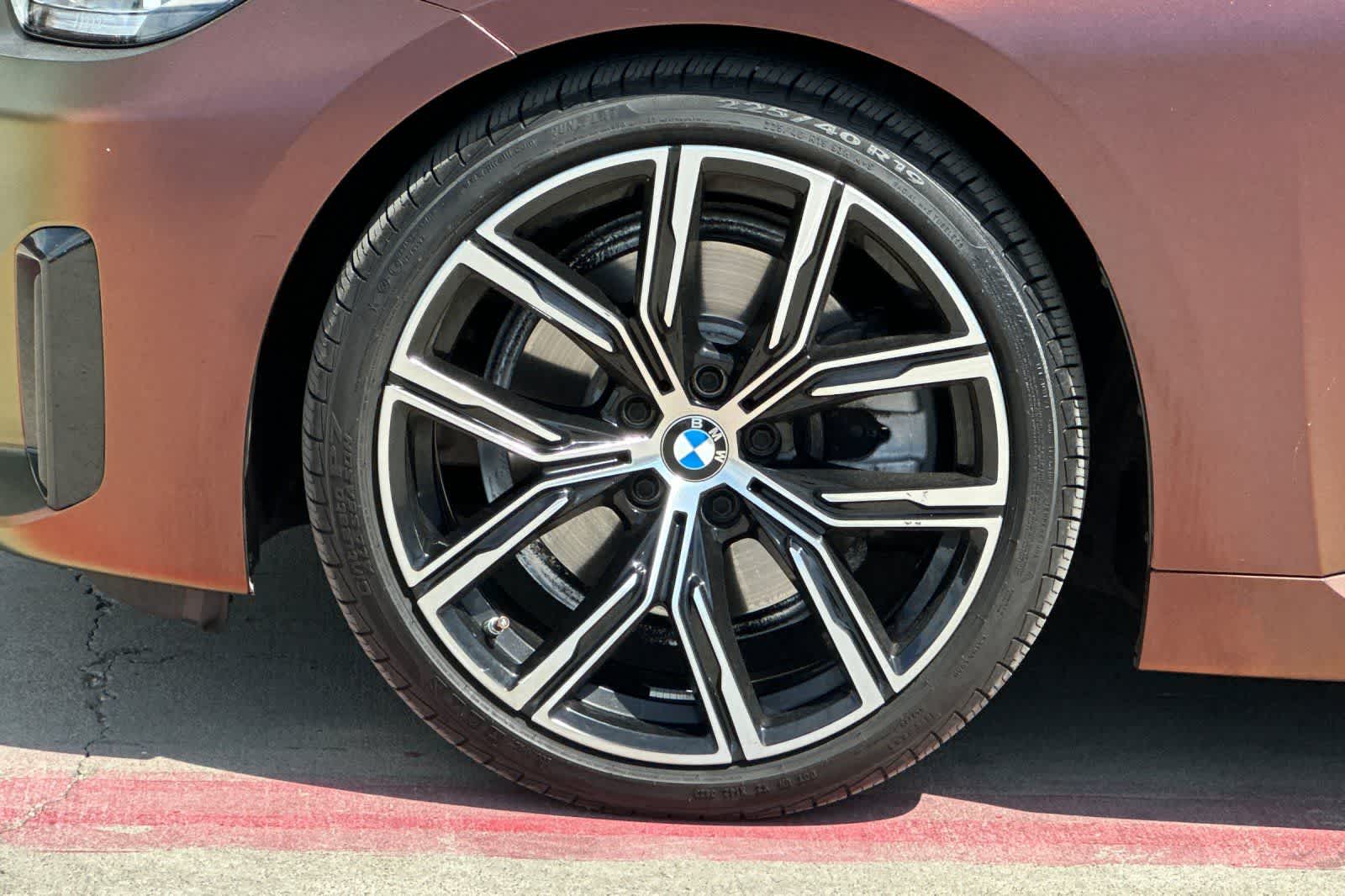 Thumbnail: 2024 BMW 2 Series - 12