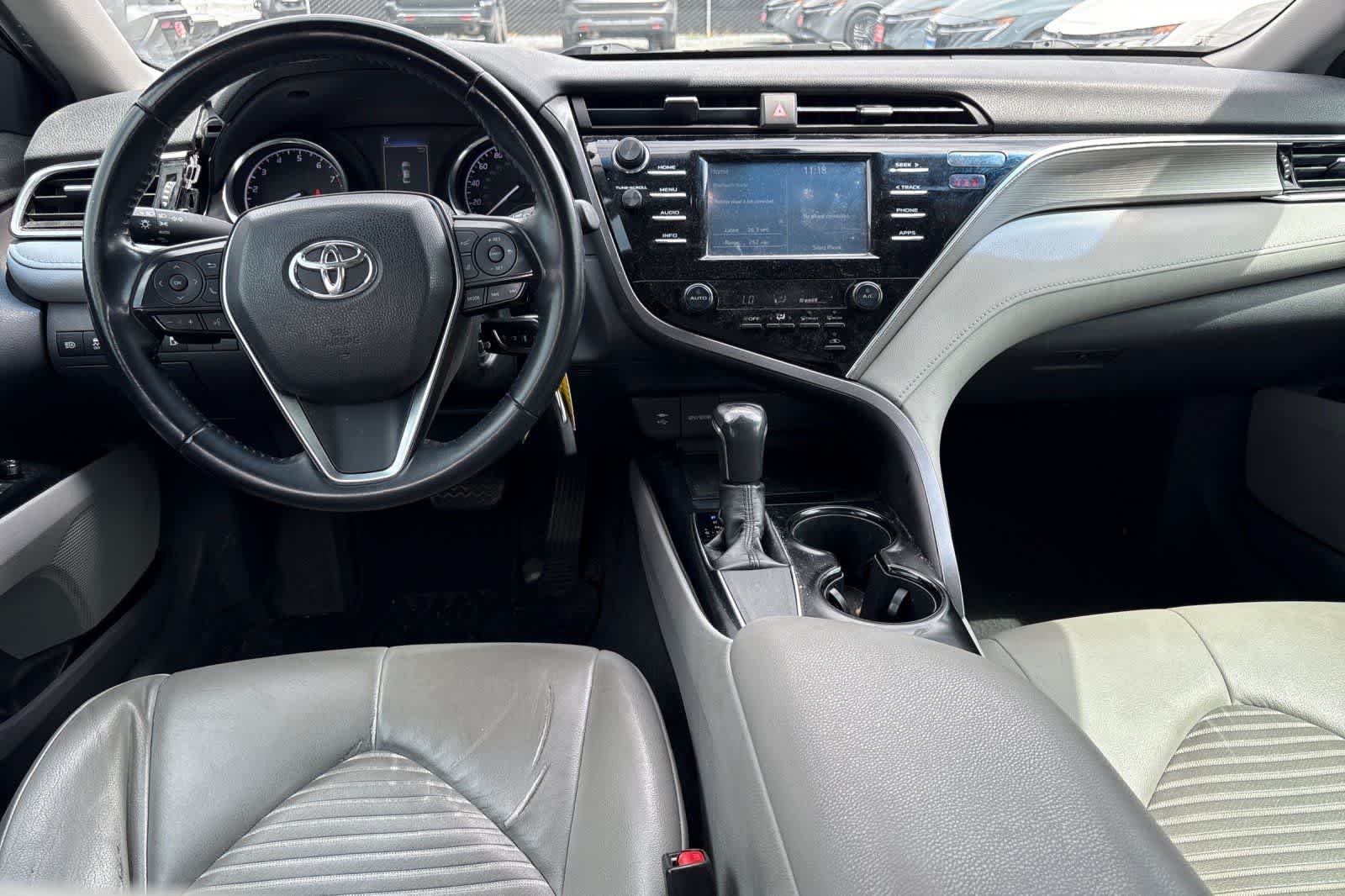 Thumbnail: 2018 Toyota Camry - 4