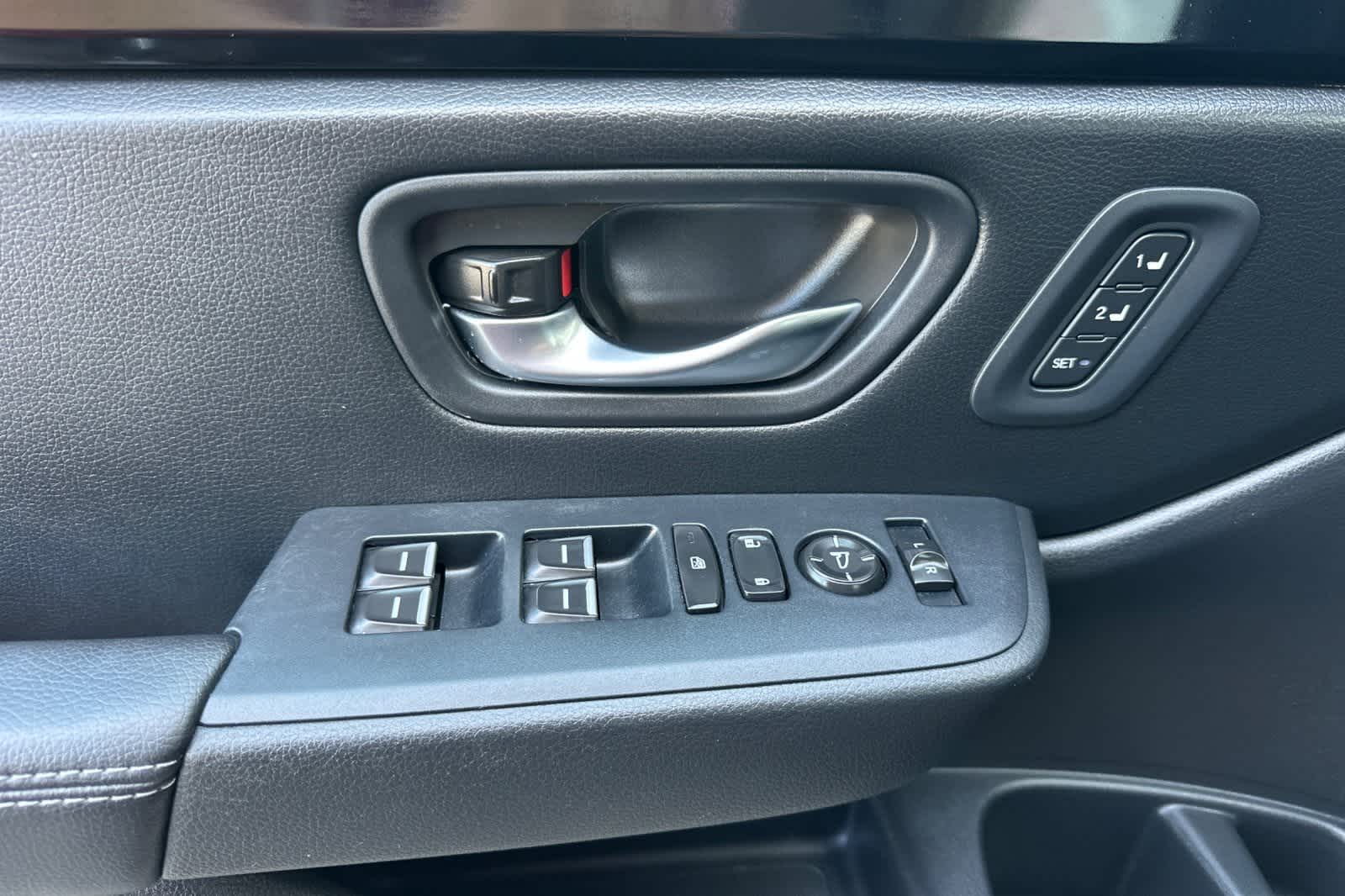 Thumbnail: 2024 Honda Pilot - 13