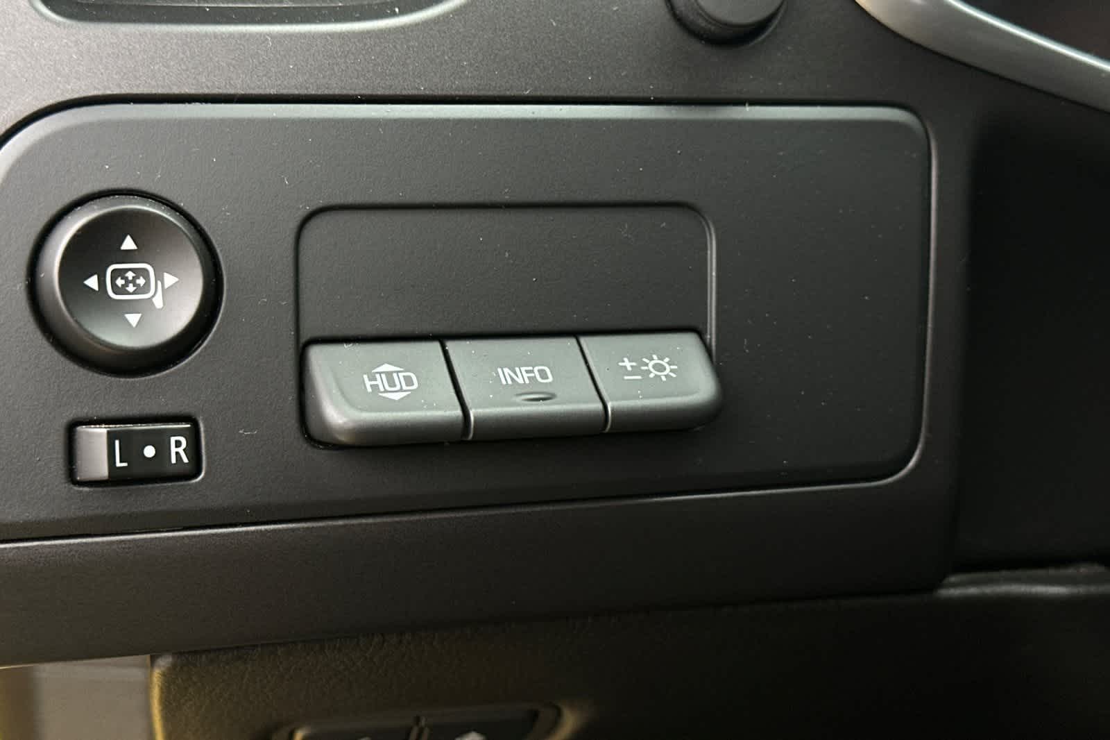 Thumbnail: 2016 Chevrolet Corvette - 32