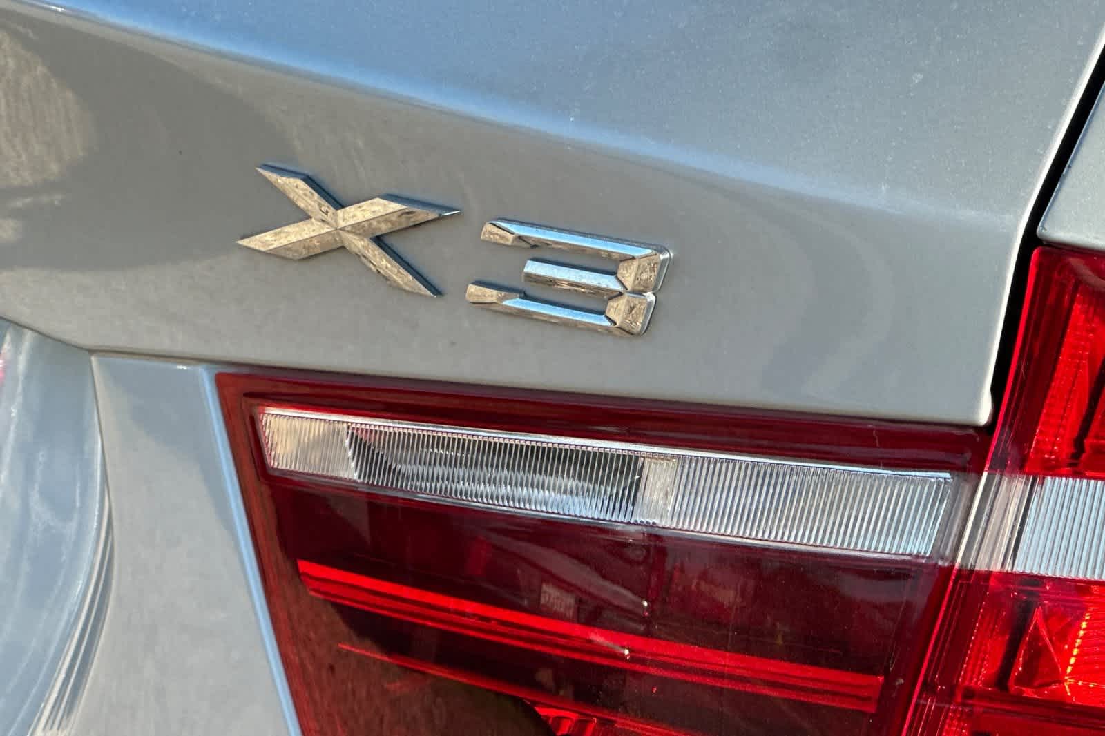 Thumbnail: 2017 BMW X3 - 33