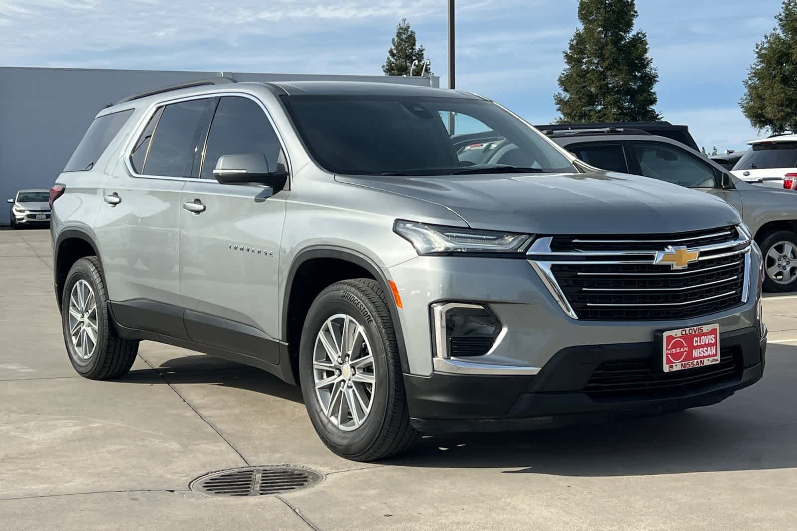 Thumbnail: 2023 Chevrolet Traverse - 10