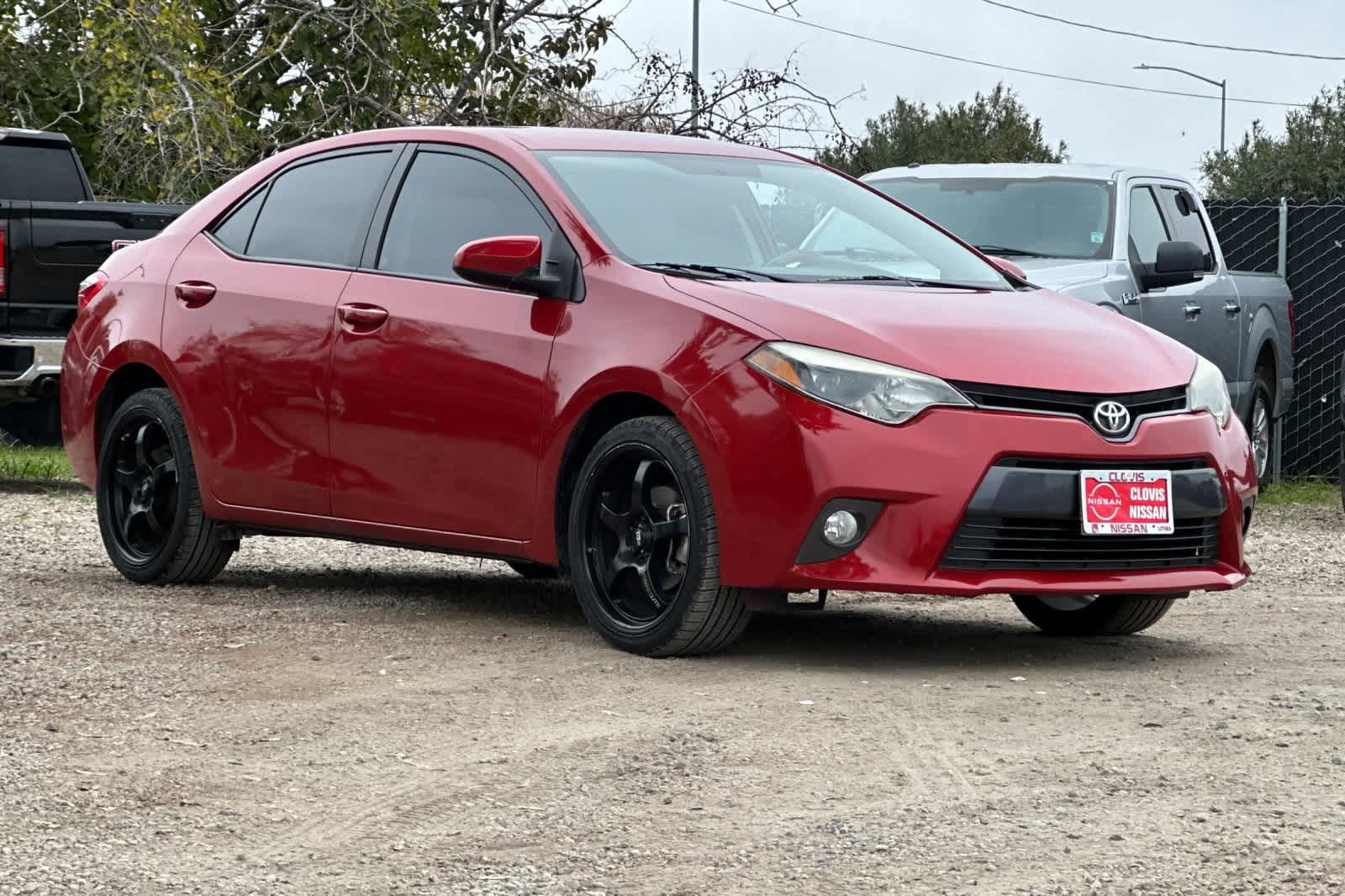 Thumbnail: 2015 Toyota Corolla - 10