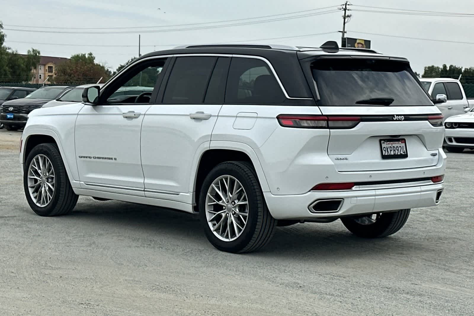 Thumbnail: 2024 Jeep Grand Cherokee - 7