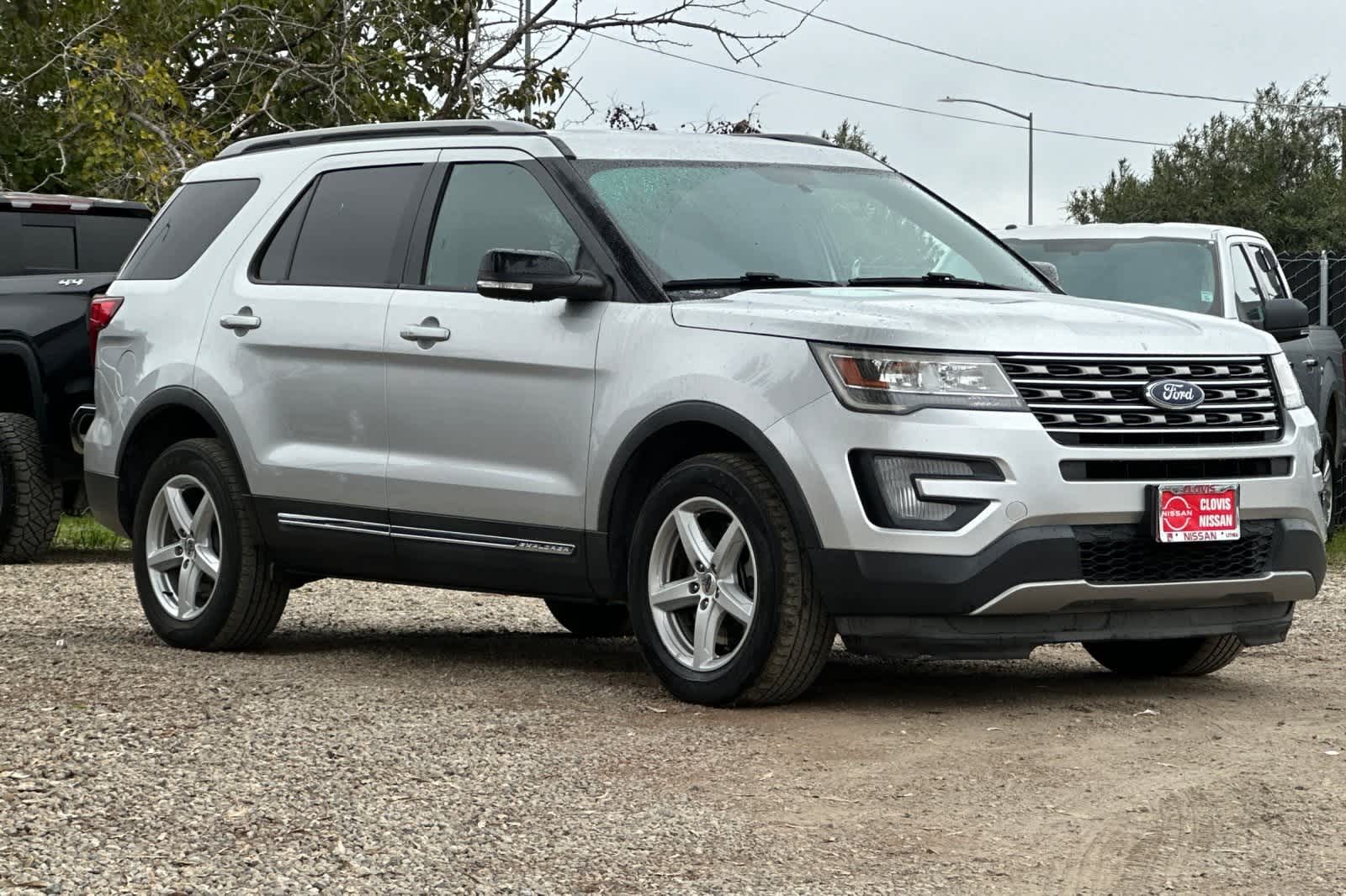 Thumbnail: 2017 Ford Explorer - 10