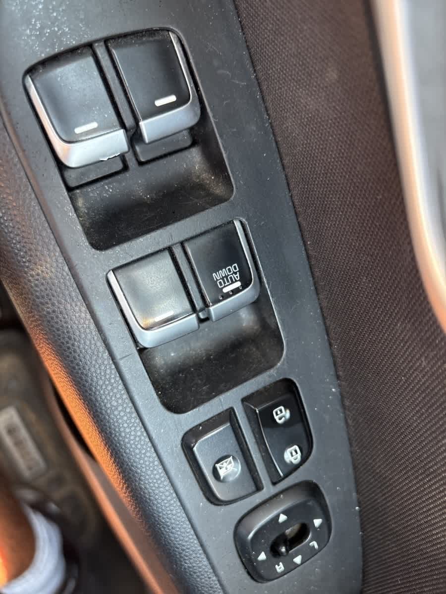 Thumbnail: 2018 Kia Soul - 13